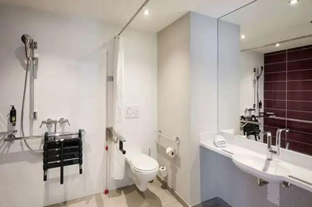 Premier Inn Muenchen City Schwabing Экстерьер фото