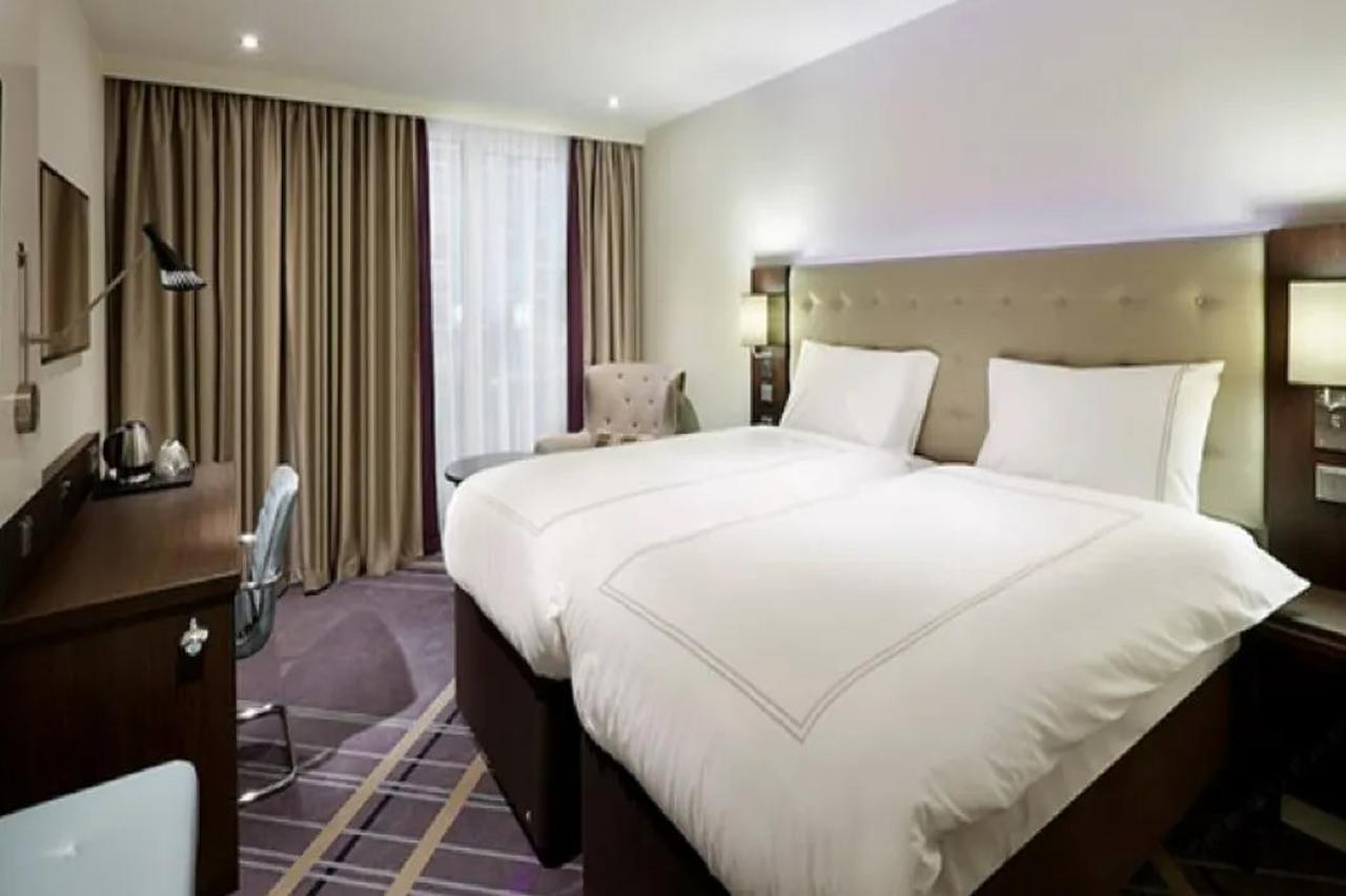 Premier Inn Muenchen City Schwabing Экстерьер фото