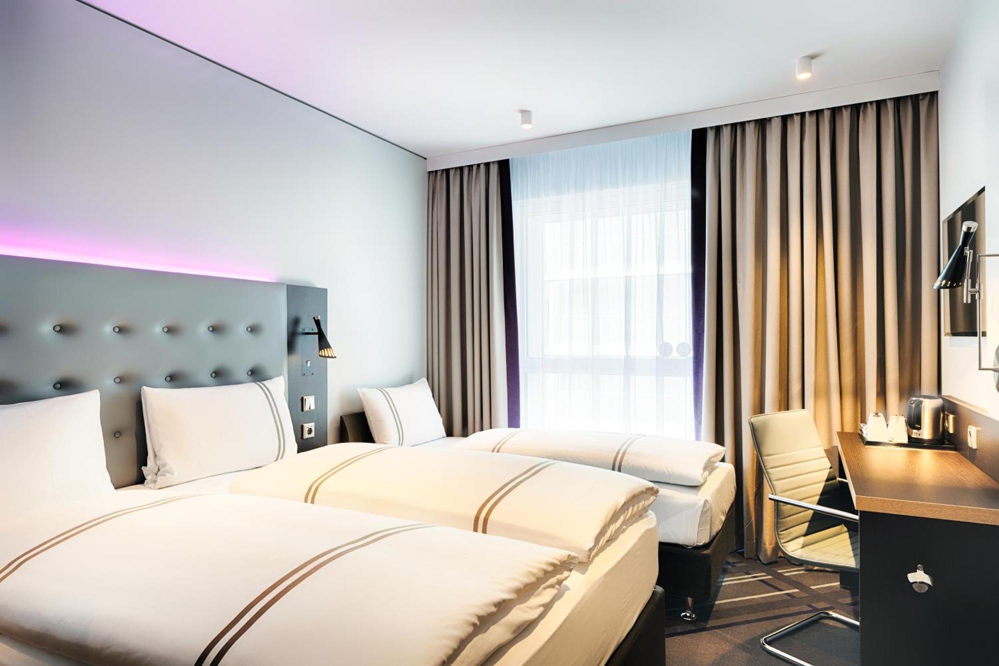 Premier Inn Muenchen City Schwabing Экстерьер фото