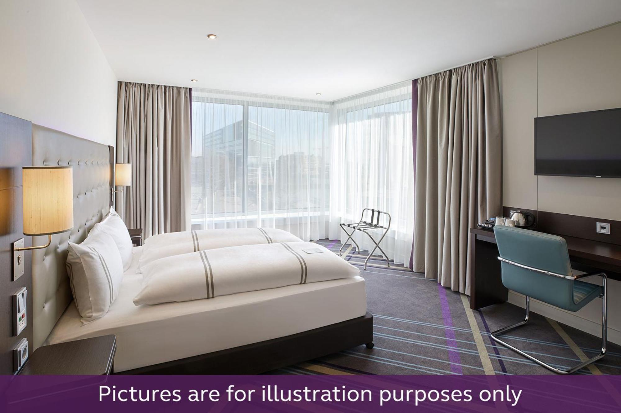 Premier Inn Muenchen City Schwabing Экстерьер фото