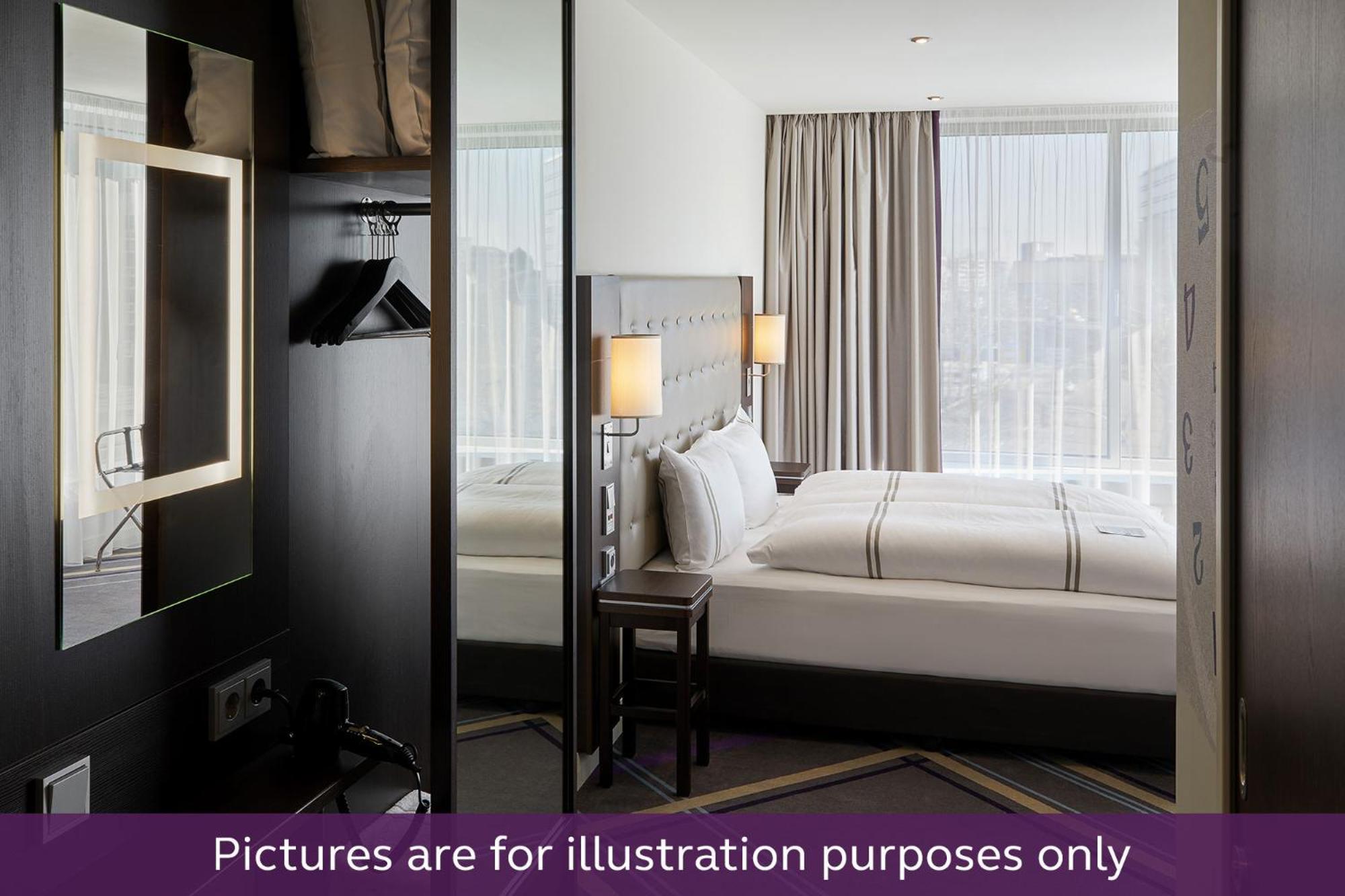 Premier Inn Muenchen City Schwabing Экстерьер фото