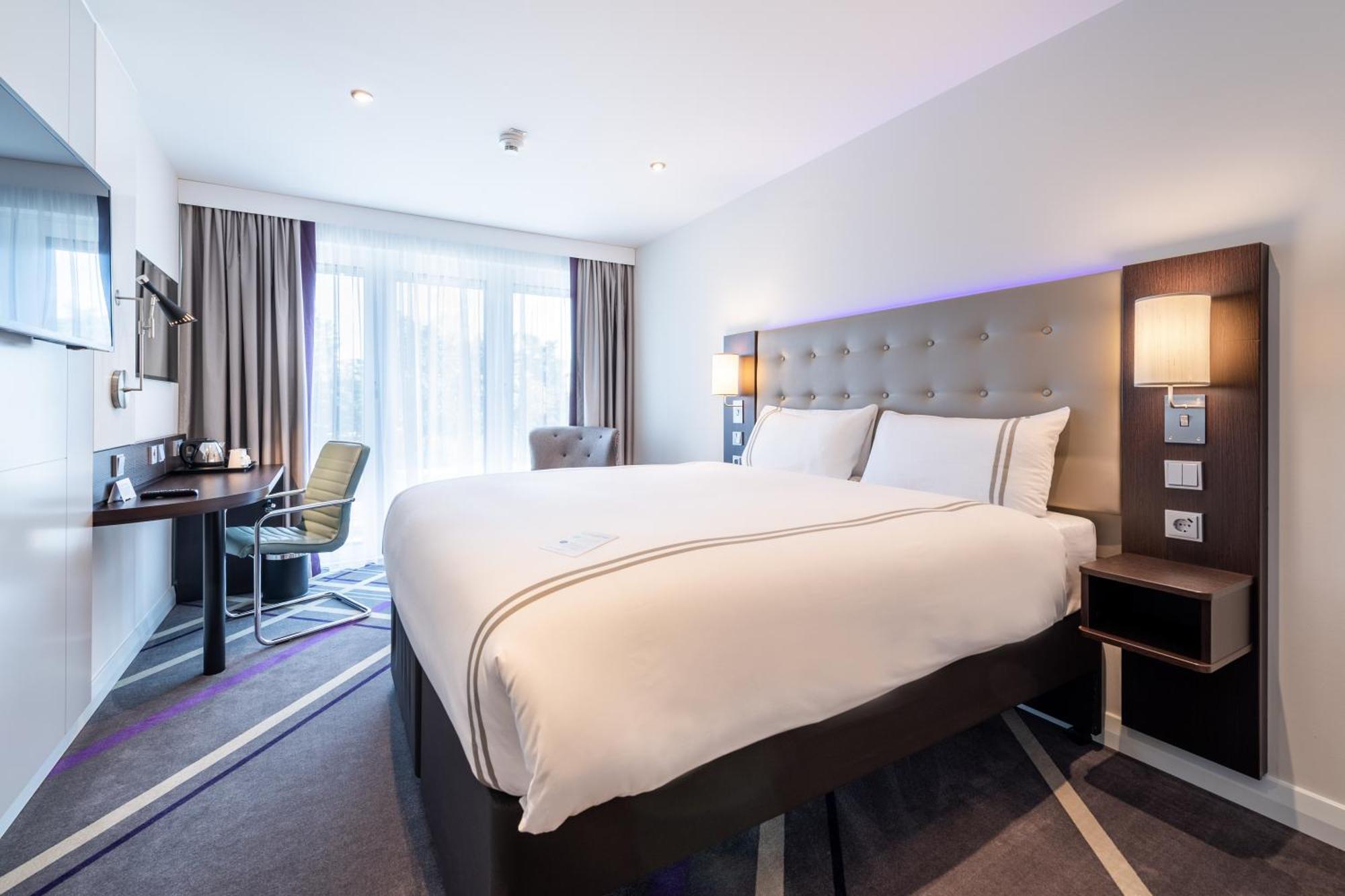 Premier Inn Muenchen City Schwabing Экстерьер фото